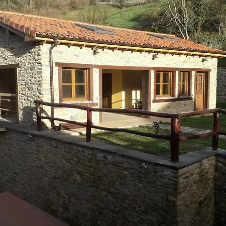 Rurales Casa Carmen Apartment Pola De Allande